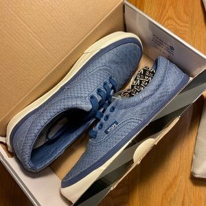 NWT Vans Era WTAPS Blue Anaconda Sneakers